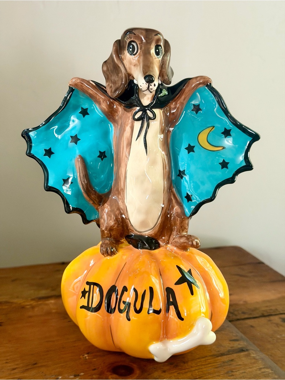 Blue Sky Clayworks Halloween Dogula Ceramic Figurine Viral Vampire Dachshund New